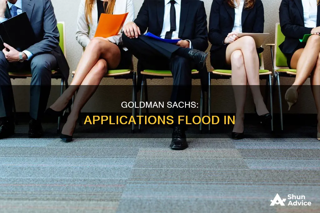 how many people apply to goldman sachs investment baning