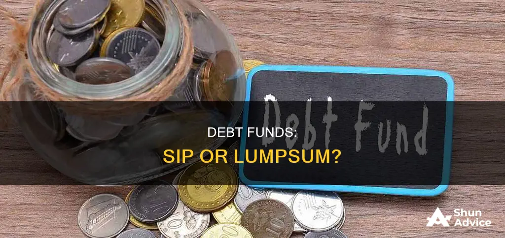 how to invest in debt funds sip or lumpsum