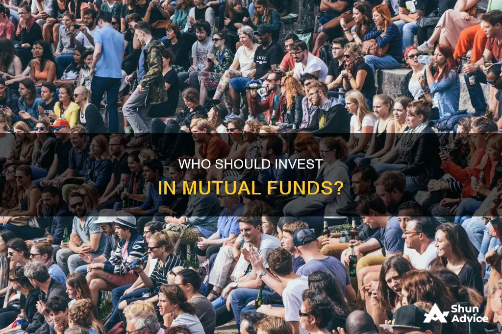 what type of person invests in mutual funds